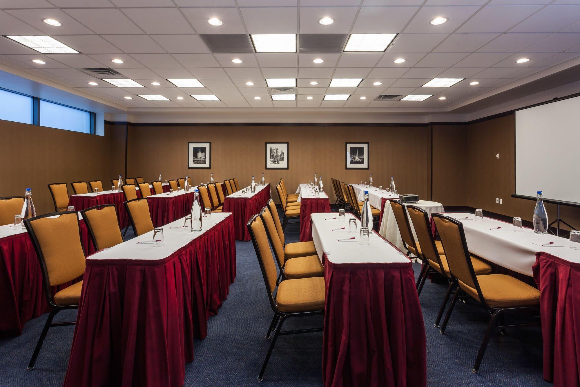 Residence Inn By Marriott Chicago Downtown/River North Esterno foto