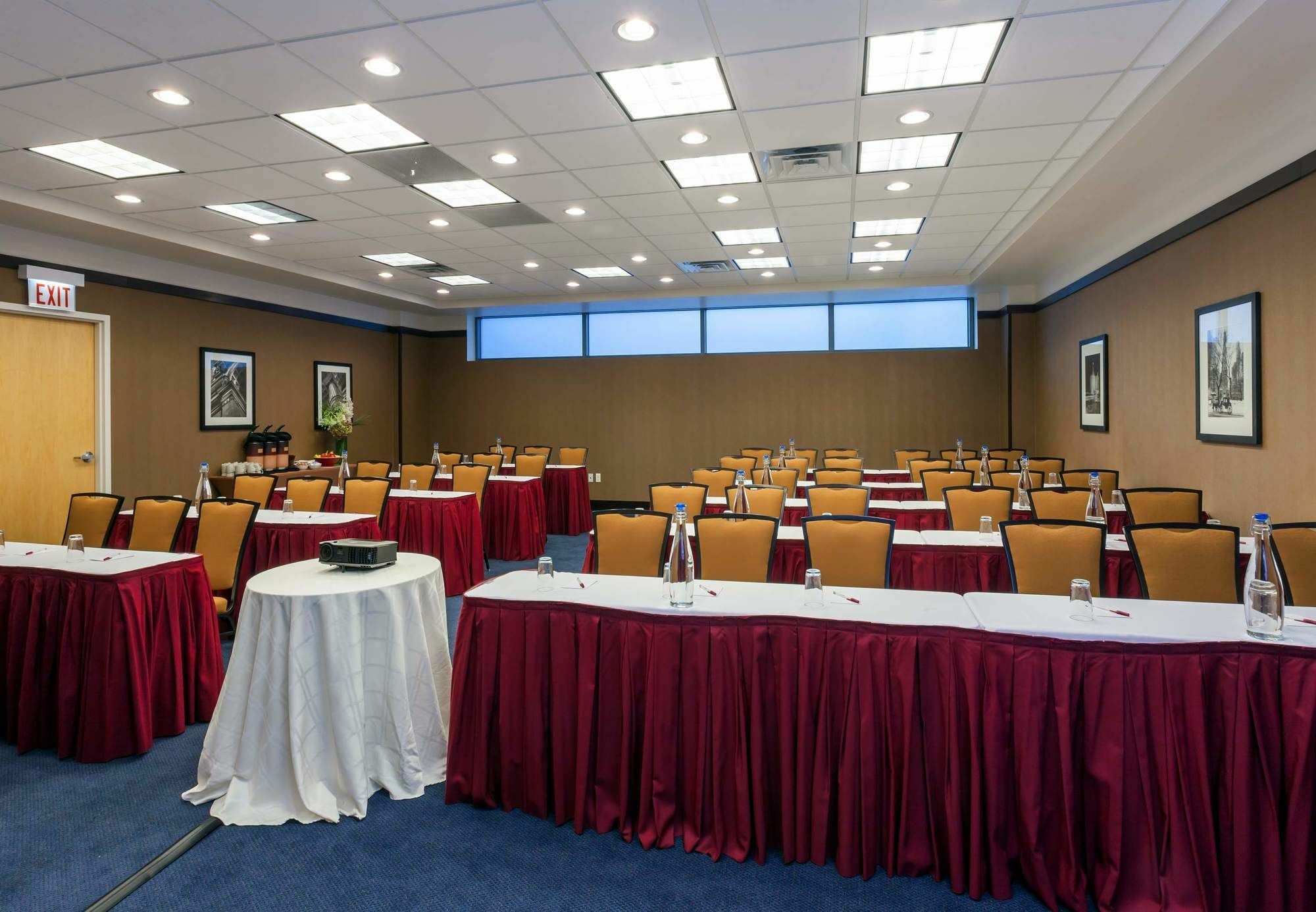 Residence Inn By Marriott Chicago Downtown/River North Esterno foto